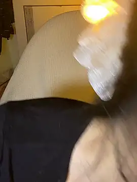 minmin2kk5 online show from November 11, 2025, 12:38 am