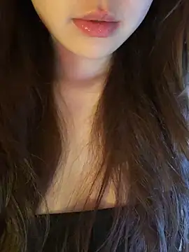 minmin2kk5 online show from June 7, 2026, 3:06 pm