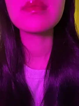 minmin2kk5 online show from November 27, 2025, 6:03 am