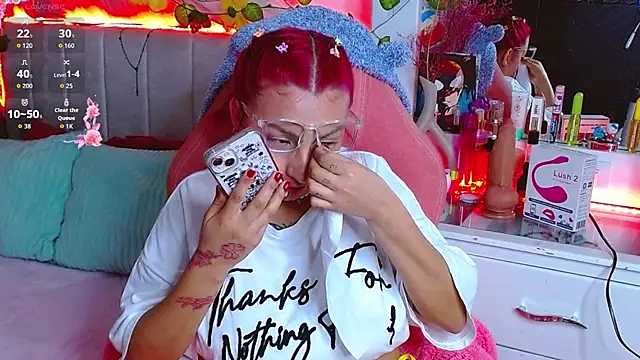 Snapshot of Littlerouse_ chatting on September 12, 2025, 5:29 am Littlerouse online show from September 12, 2025, 5:29 am