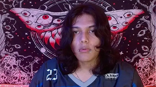 daiki sx online show from February 7, 2025, 8:31 pm