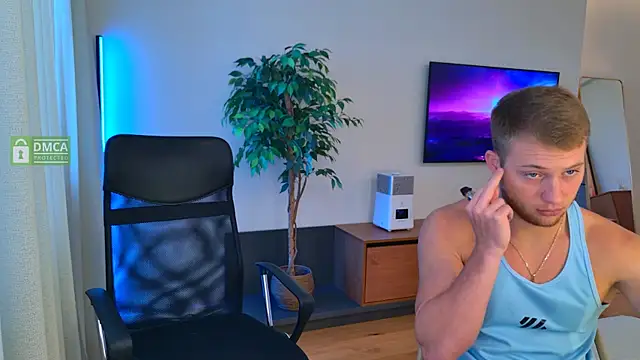 Jony and Jessica online show from June 14, 2026, 4:46 am