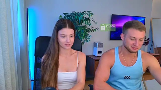 Jony and Jessica online show from July 25, 2026, 7:38 am