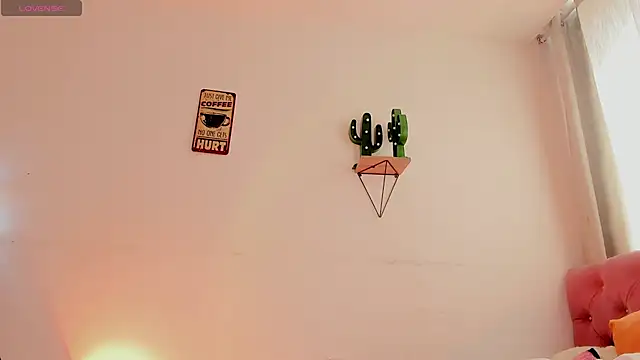 Snapshot of srtaliz chatting on February 3, 2025, 5:14 pm srtaliz online show from February 3, 2025, 5:14 pm