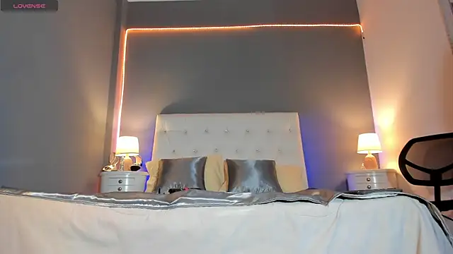 Snapshot of Melinahills chatting on January 27, 2025, 1:09 pm Melinahills online show from January 27, 2025, 1:09 pm