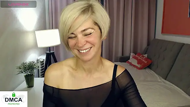 Blonde lola444 online show from July 11, 2026, 9:04 pm