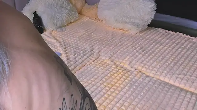 Sweeet Barbie online show from September 19, 2025, 3:27 pm