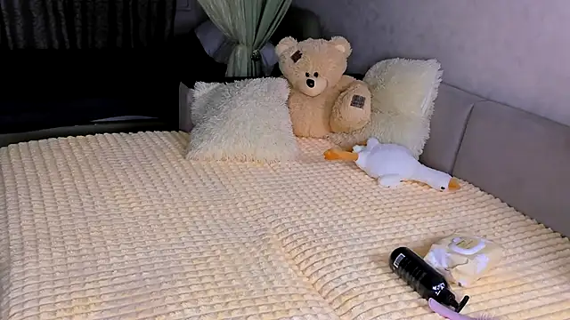 Sweeet Barbie online show from December 5, 2025, 3:43 pm