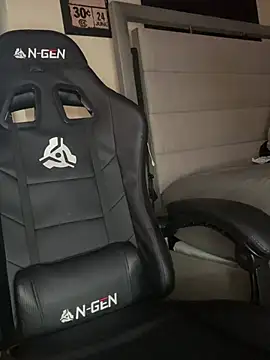 Snapshot of Joker19196 chatting on January 10, 2026, 9:21 pm Joker19196 online show from January 10, 2026, 9:21 pm