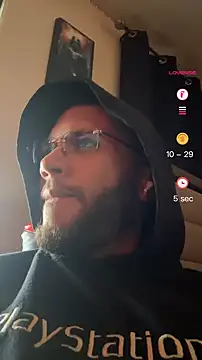 Snapshot of Joker19196 chatting on November 9, 2025, 6:23 pm Joker19196 online show from November 9, 2025, 6:23 pm