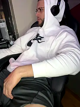 Snapshot of Joker19196 chatting on November 27, 2025, 3:29 am Joker19196 online show from November 27, 2025, 3:29 am