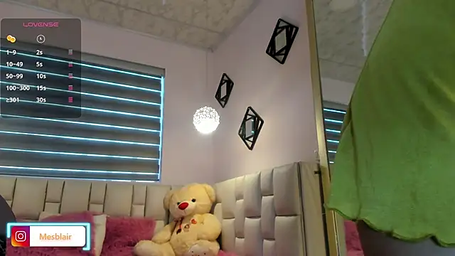 Snapshot of blair___mester chatting on June 10, 2026, 1:12 pm blair mester online show from June 10, 2026, 1:12 pm