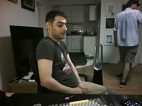 mihaimichael online show from June 26, 2026, 10:32 am