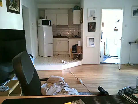 mihaimichael online show from July 21, 2026, 1:56 pm
