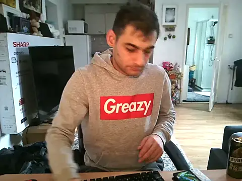 mihaimichael online show from November 11, 2025, 12:11 pm