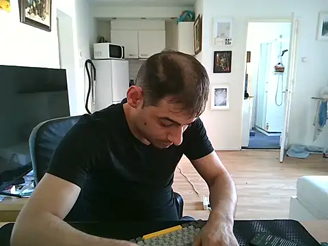 mihaimichael online show from July 6, 2026, 3:58 pm