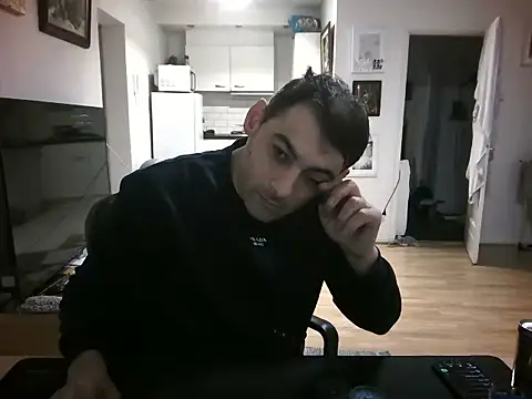 mihaimichael online show from July 28, 2026, 8:01 pm
