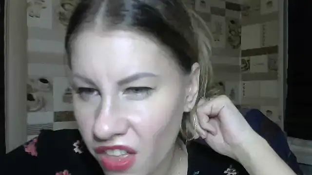 Snapshot of TherestlessKitty chatting on November 22, 2025, 10:19 pm TherestlessKitty online show from November 22, 2025, 10:19 pm