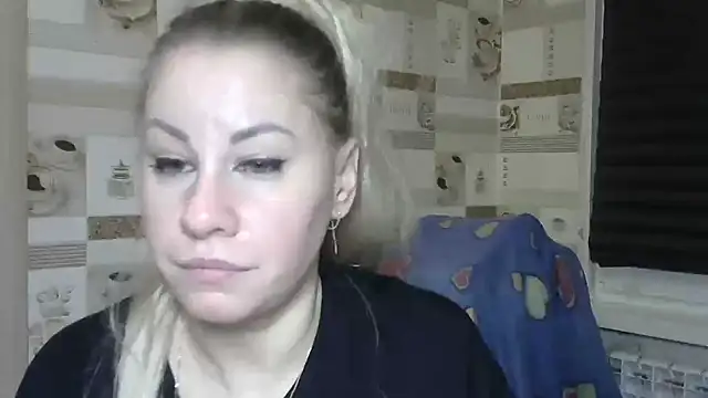 Snapshot of TherestlessKitty chatting on December 18, 2025, 8:12 pm TherestlessKitty online show from December 18, 2025, 8:12 pm