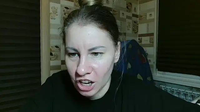 Snapshot of TherestlessKitty chatting on March 1, 2026, 10:21 pm TherestlessKitty online show from March 1, 2026, 10:21 pm