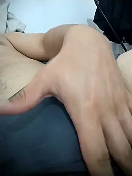 NJeffrvPeteb online show from February 5, 2026, 10:27 pm