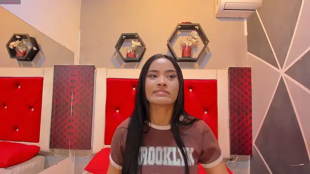 Karoll014 online show from November 17, 2025, 12:09 pm