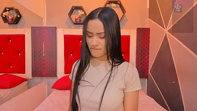 Karoll014 online show from October 17, 2025, 12:07 pm