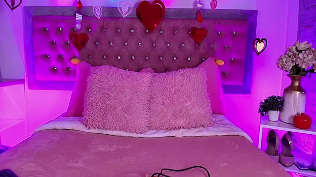 Tayzon Foxxx online show from February 17, 2026, 12:57 pm