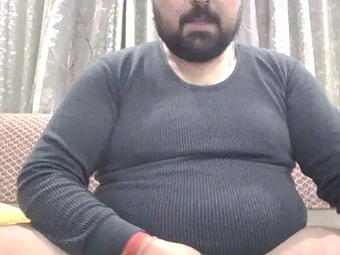 ARYANAVAILABLE online show from December 18, 2025, 5:45 am