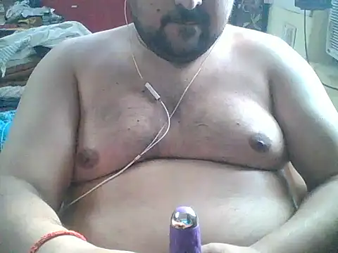 Snapshot of ARYANAVAILABLE chatting on May 19, 2026, 1:56 am ARYANAVAILABLE online show from May 19, 2026, 1:56 am