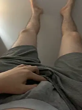 Erenn34 online show from September 20, 2025, 11:32 pm