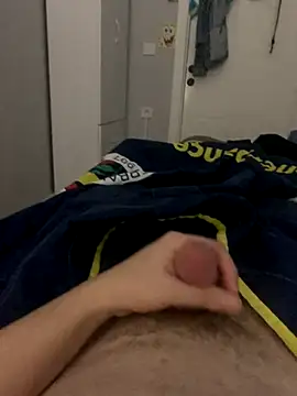 Erenn34 online show from October 8, 2025, 12:12 am