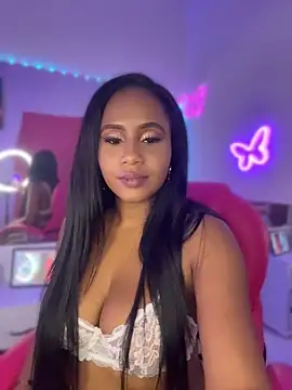AlisonHoot69 online show from May 3, 2026, 6:22 pm