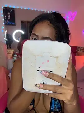 AlisonHoot69 online show from May 8, 2026, 9:29 pm