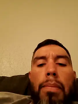 KingTulip111 online show from May 4, 2026, 3:54 am