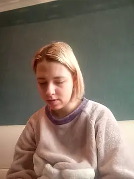 Gussie Bridie online show from February 26, 2025, 2:38 pm