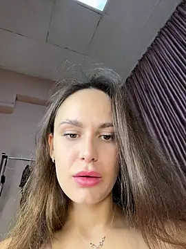 AllaTousNew online show from July 12, 2026, 12:33 am