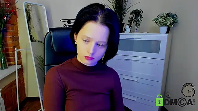 Alina Mills online show from January 17, 2025, 3:00 pm