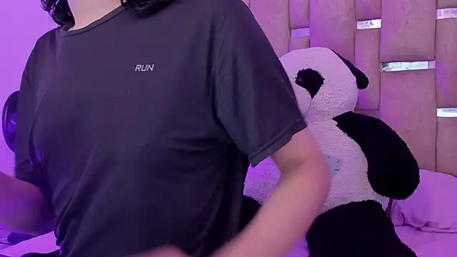 Snapshot of Black_Rose2 chatting on February 26, 2026, 11:43 am Black Rose2 online show from February 26, 2026, 11:43 am