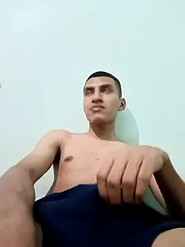 Snapshot of Rogersmit2 chatting on December 19, 2025, 1:53 am Rogersmit2 online show from December 19, 2025, 1:53 am