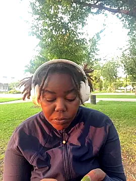 Goddess Nafeesha online show from September 9, 2025, 10:41 pm