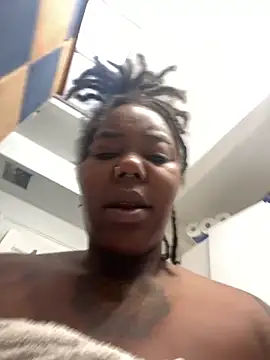 Goddess Nafeesha online show from November 27, 2025, 4:07 pm