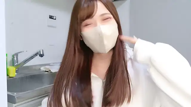 Sayuringo  online show from November 23, 2025, 9:41 am