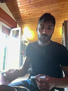 fisicato online show from May 7, 2026, 12:08 pm