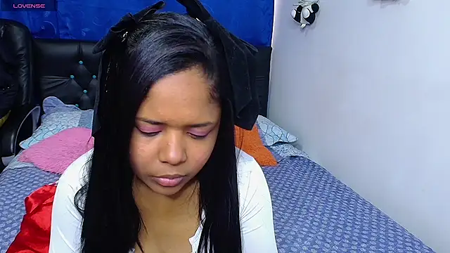 Melikasweetz online show from May 7, 2026, 3:59 pm