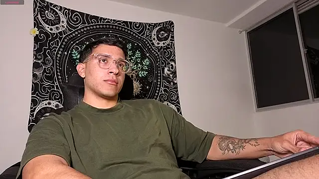 JayMarcos  online show from October 6, 2025, 2:24 am