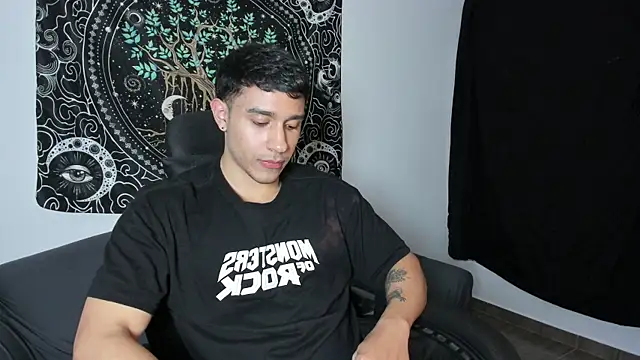 JayMarcos  online show from March 13, 2025, 4:27 am