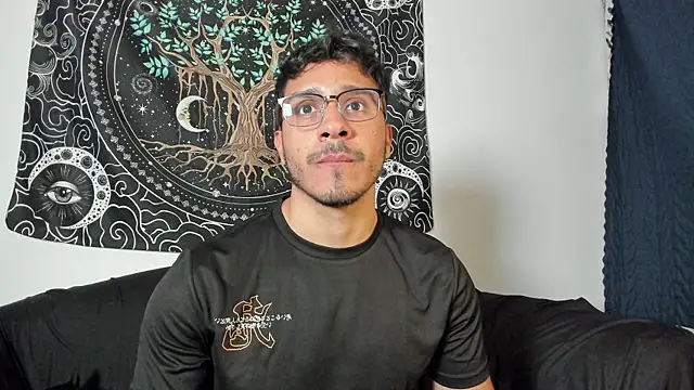 JayMarcos  online show from November 19, 2025, 4:01 am