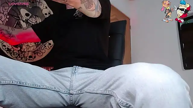 ren stipee online show from October 9, 2025, 2:45 am