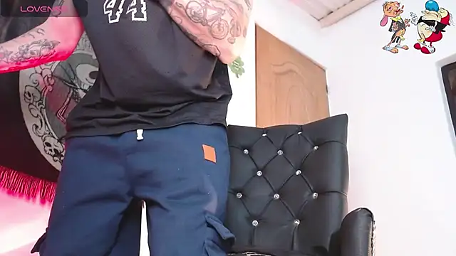 ren stipee online show from November 19, 2025, 9:48 pm